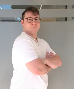Pablo Edson Vicente, profesional especializado en la evaluación técnica de coches en Burgos